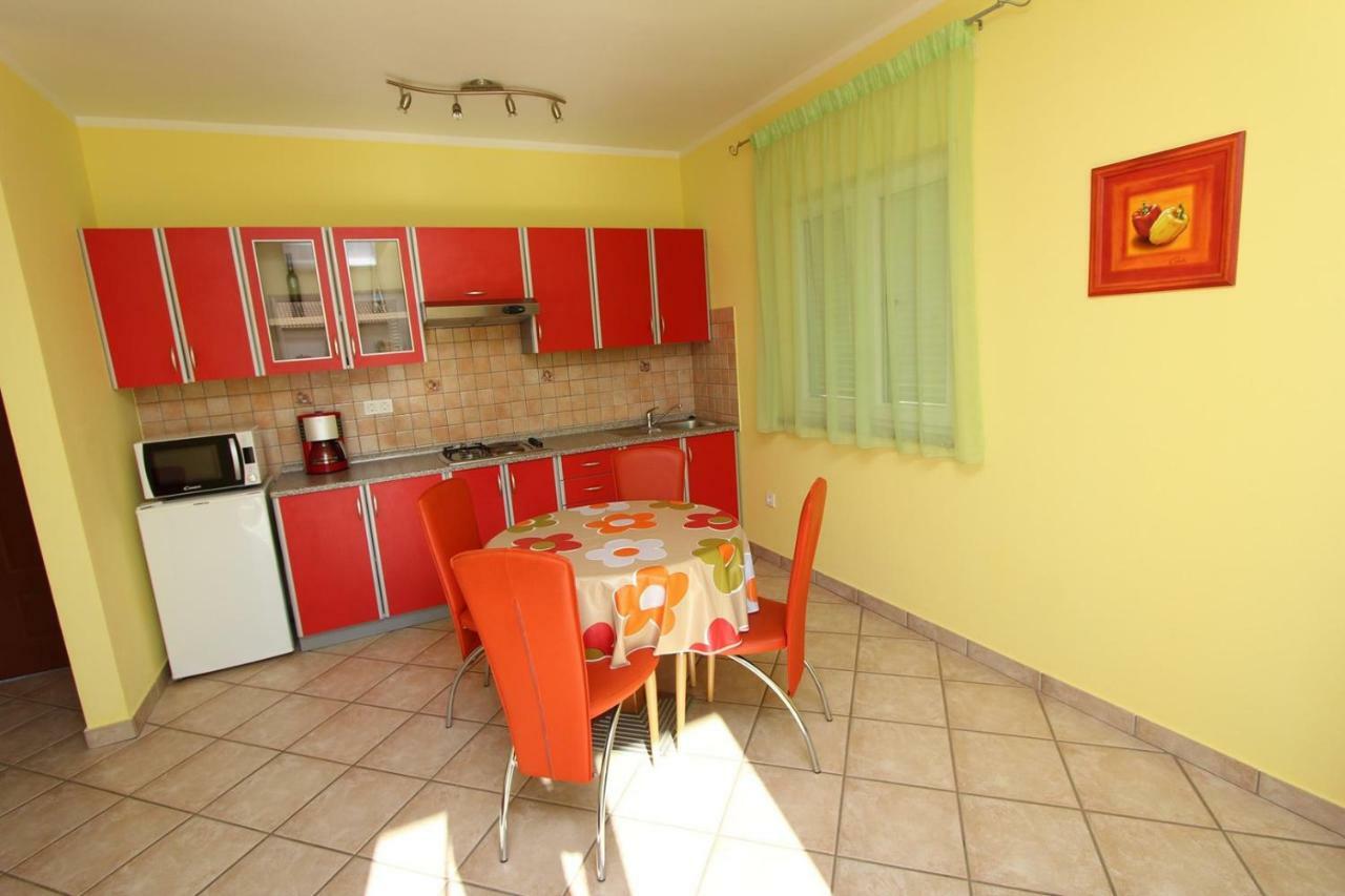 Apartments Elida Ровінь Екстер'єр фото