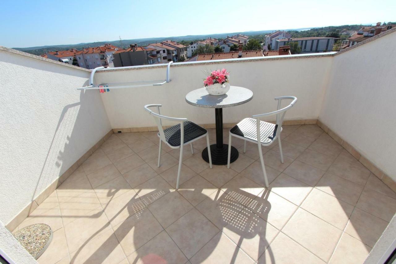 Apartments Elida Ровінь Екстер'єр фото