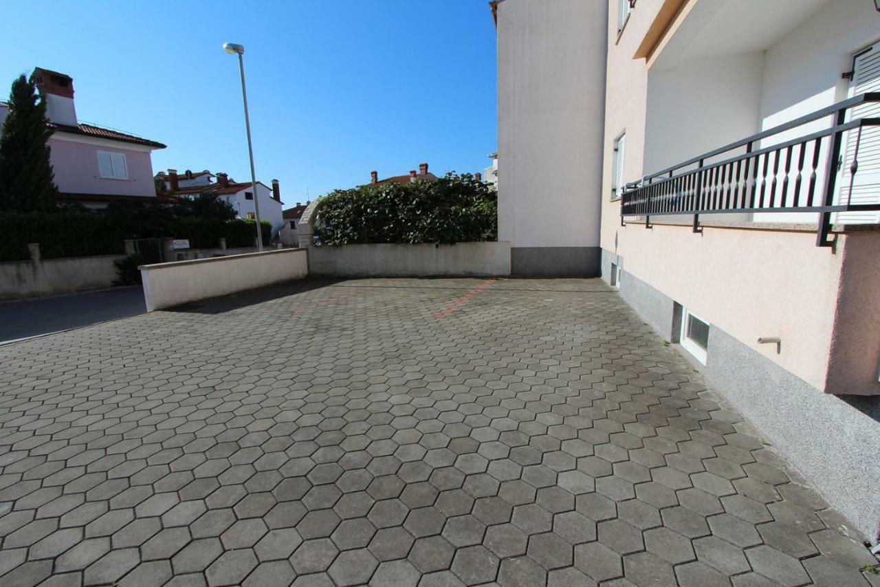 Apartments Elida Ровінь Екстер'єр фото