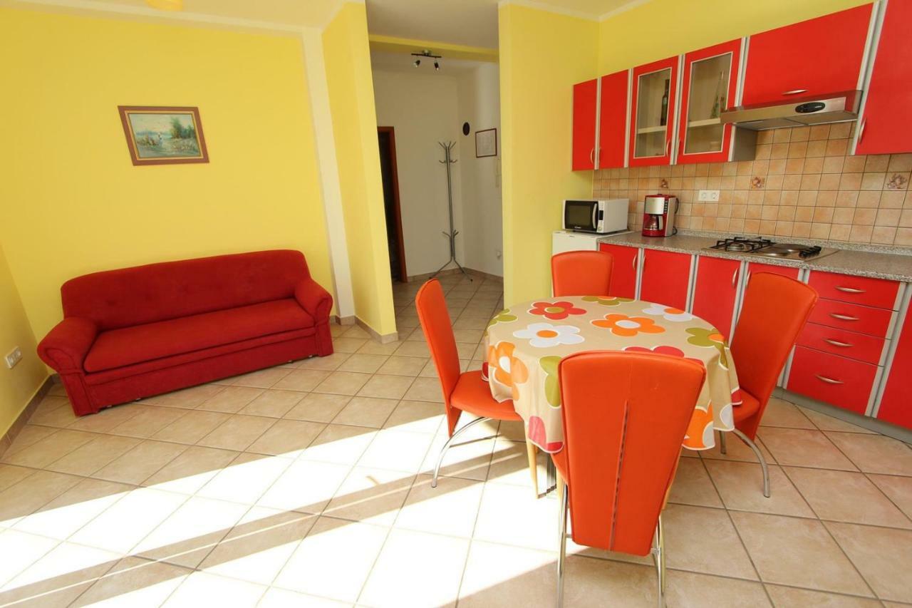 Apartments Elida Ровінь Екстер'єр фото