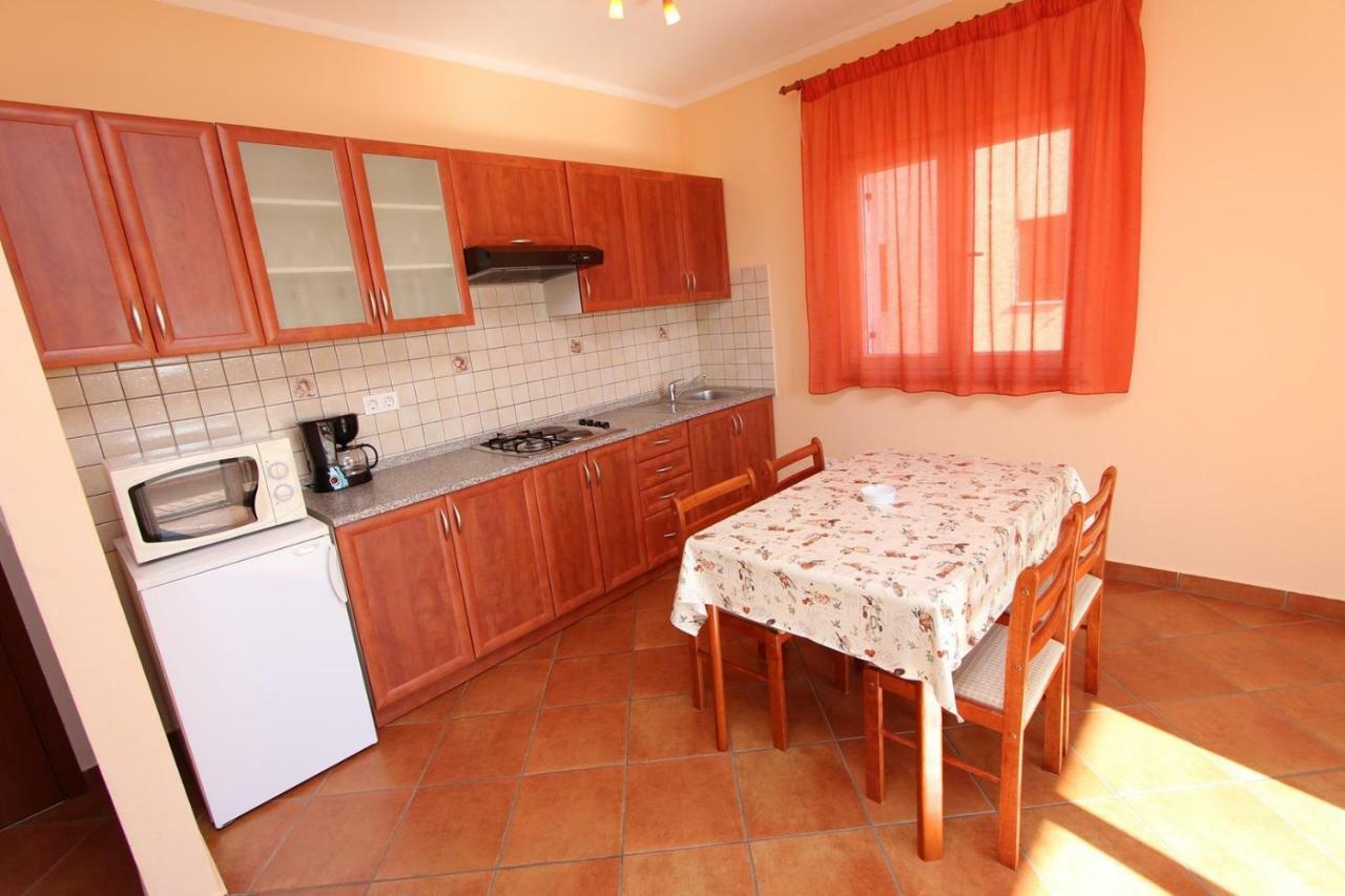 Apartments Elida Ровінь Екстер'єр фото