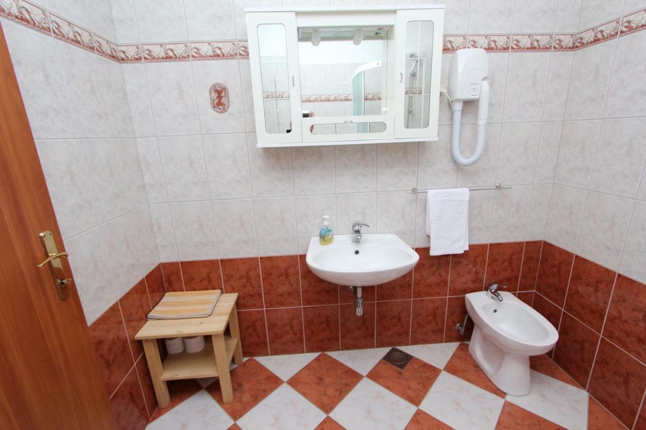Apartments Elida Ровінь Екстер'єр фото